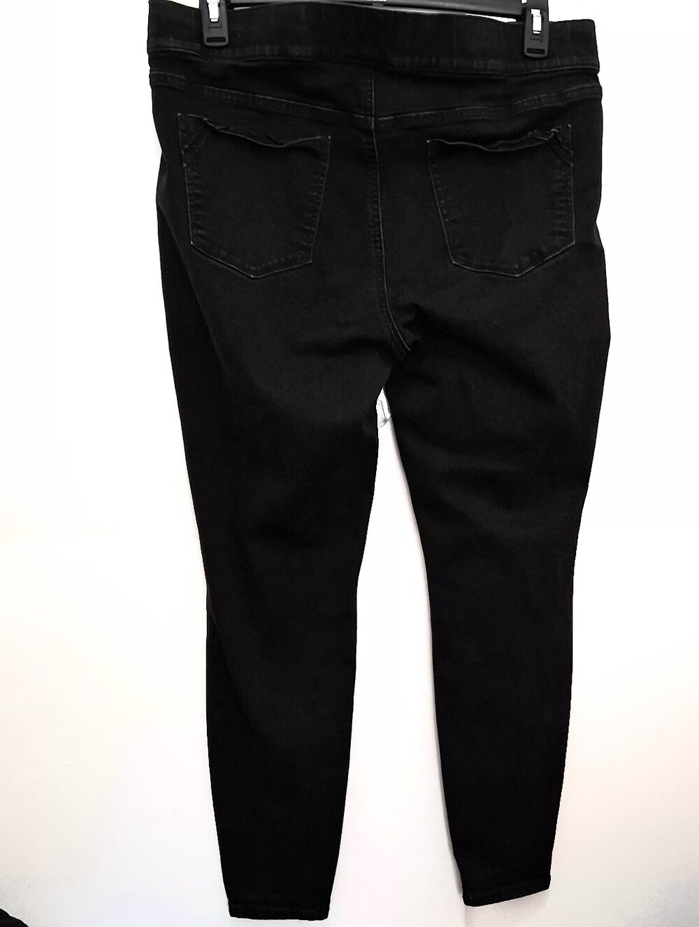 APT. 9 Black Skinny Pull-On Jeans Size 16 - Picture 2 of 9